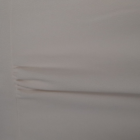 Ann Taylor Knit Sleeveless Flowy Cream Ivory Top - Picture 7 of 10